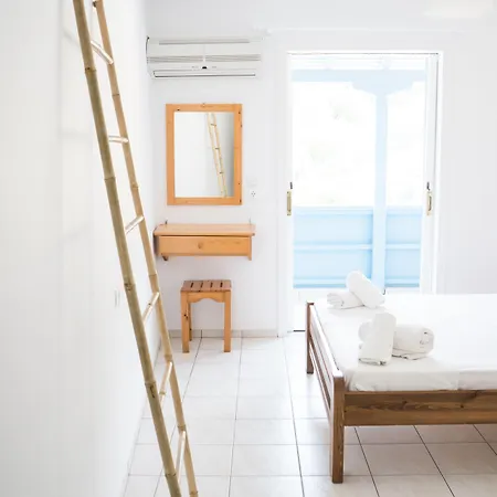 Afroditi Pansion Apartment