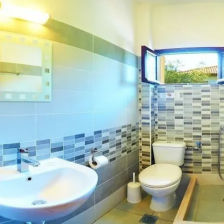 Apartment Afroditi Pansion Áyios Nikítas