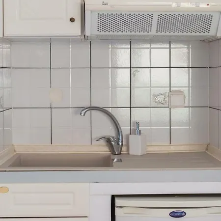 Apartment Afroditi Pansion Áyios Nikítas