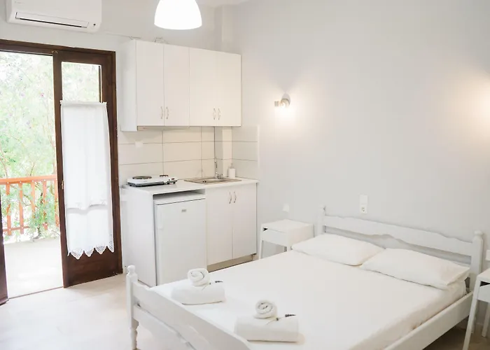 Afroditi Pansion Apartment