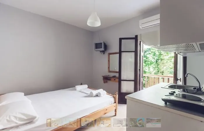 Afroditi Pansion Appartement Áyios Nikítas