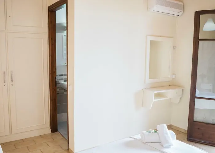 Afroditi Pansion Appartement Áyios Nikítas