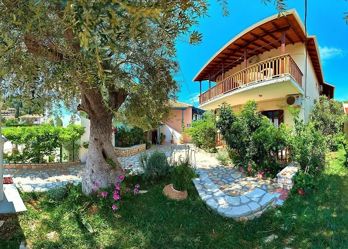 Afroditi Pansion Appartement Áyios Nikítas