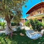 Afroditi Pansion Apartament