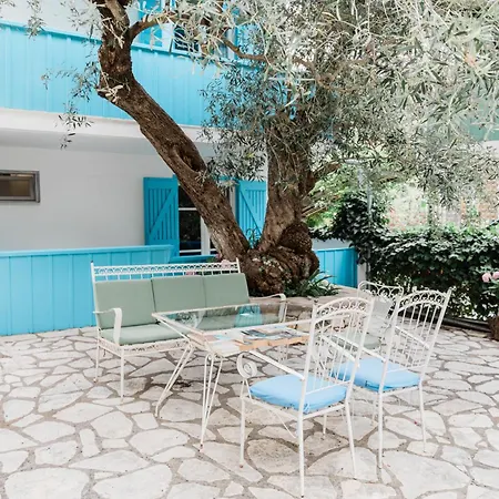 Afroditi Pansion Agios Nikitas