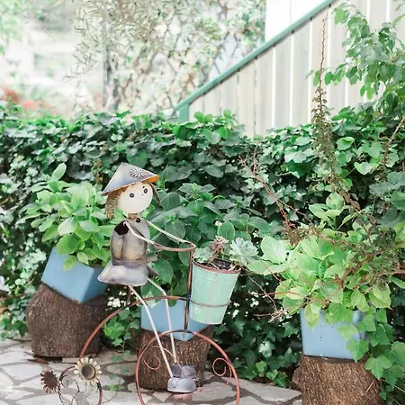 Afroditi Pansion Appartement Áyios Nikítas