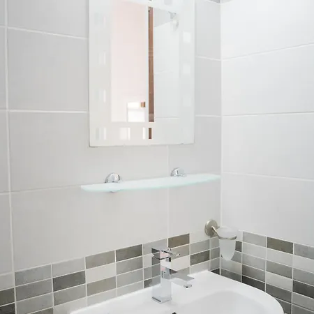 Afroditi Pansion Apartment Agios Nikitas